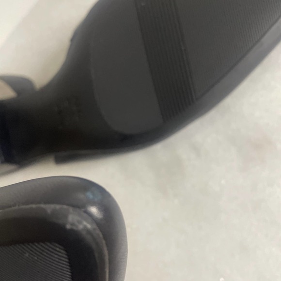 Naturalizer banks, black leather, flat size 11M - Picture 8 of 10